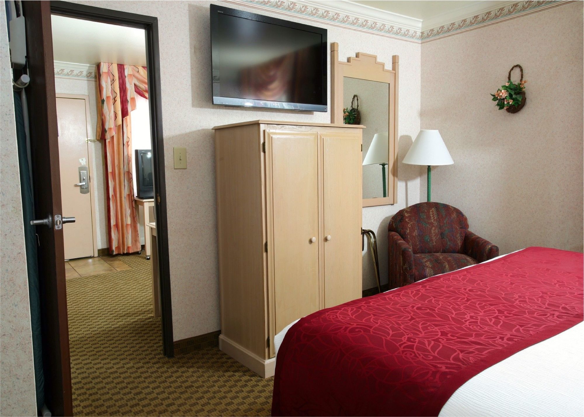 Best Western Innsuites Tucson Foothills Hotel & Suites Room photo